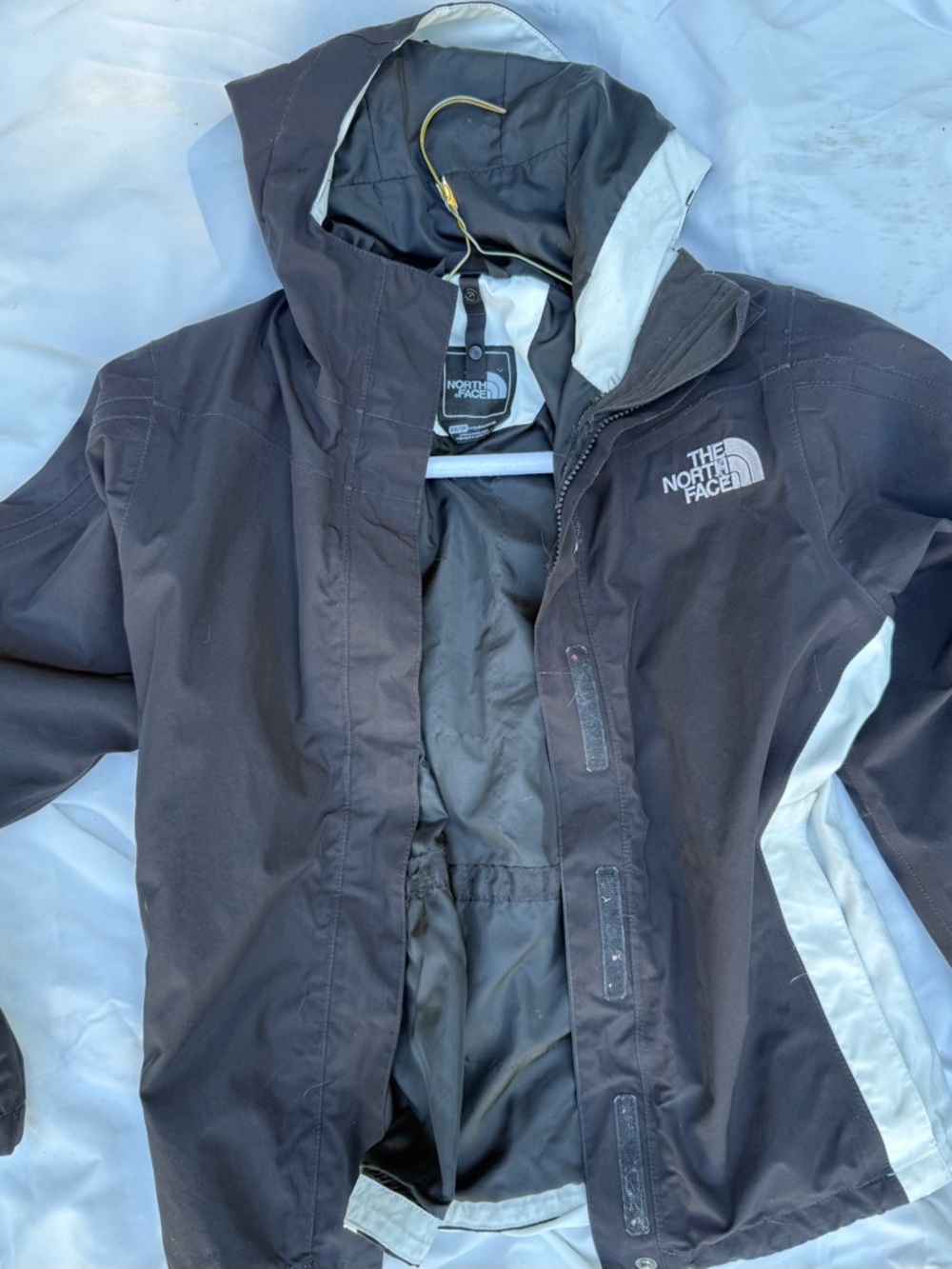 The North Face Black & White Logo Tag - Women's Jacket